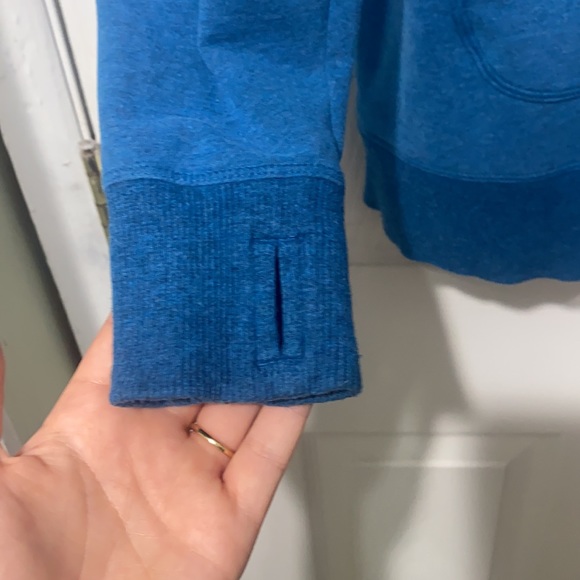 LLBEAN Sweatshirt - Picture 4 of 6